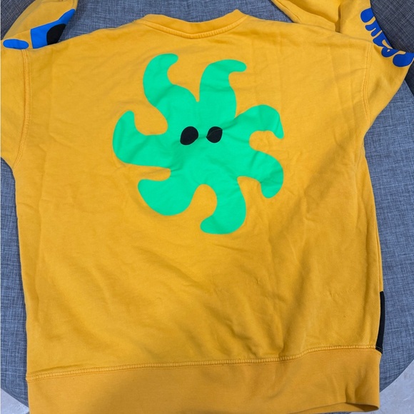 Zara Yellow Graphic Crewneck Sweater - Picture 6 of 12
